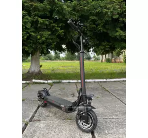 Електросамокат Crosser T4 1000 Вт з сидінням Шини 10" Чорний Електросамокат Crosser T4 1000 Вт з сидінням Шини 10" Чорний